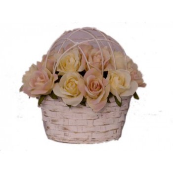 Искусственные цветы "Французский букет роз цвета шампанское в бамбуковой корзине" D-D70092