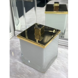 Баночка для ватных шариков с крышкой настольная WINDISCH FASHION 88169BO белый/золото 90x90х120